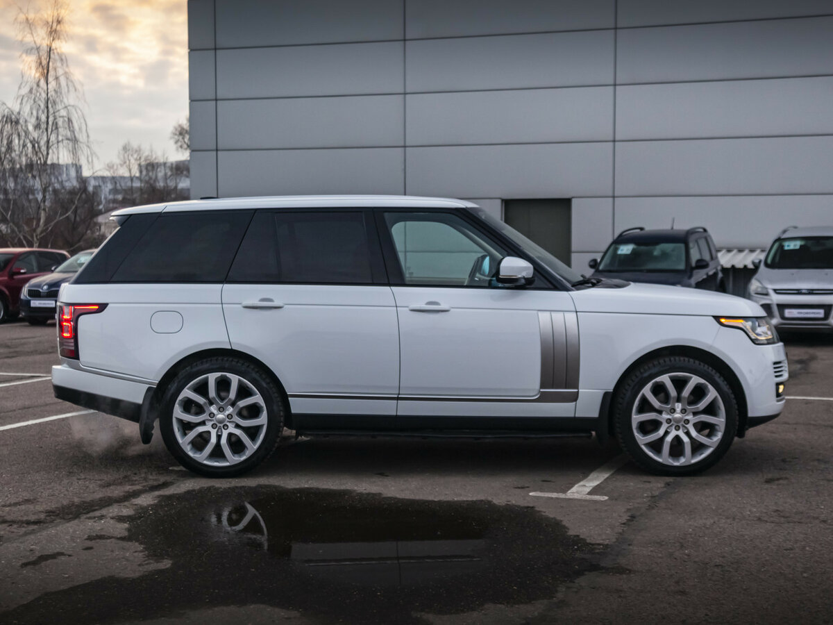 Land Rover Range Rover 2013 года с пробегом. Фото: #3