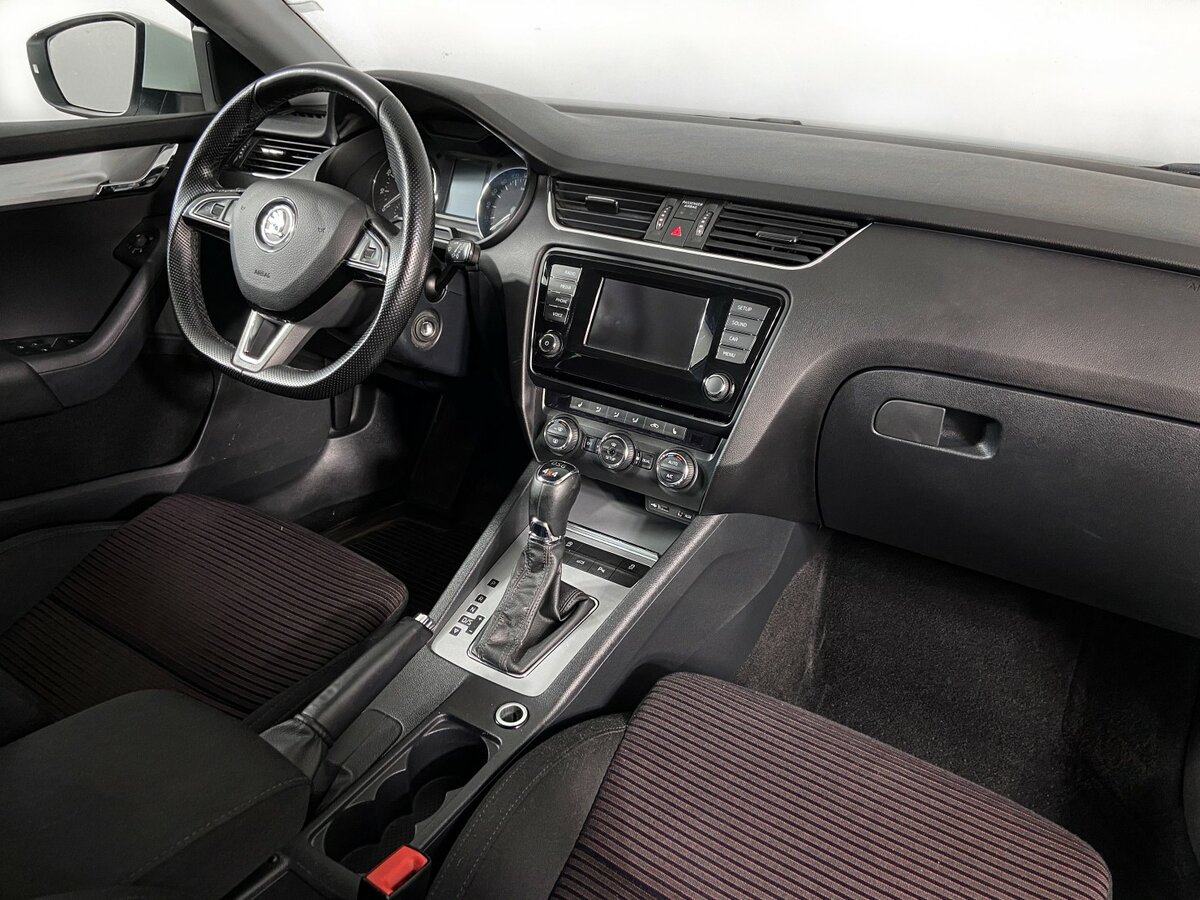 Skoda Octavia 2015 года с пробегом. Фото: #8