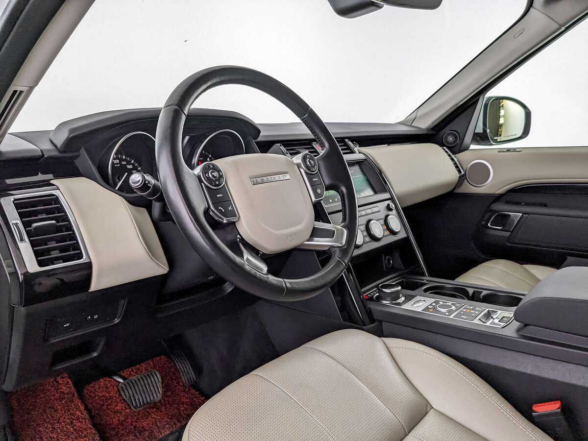 Land Rover Discovery 2018 года с пробегом. Фото: #13