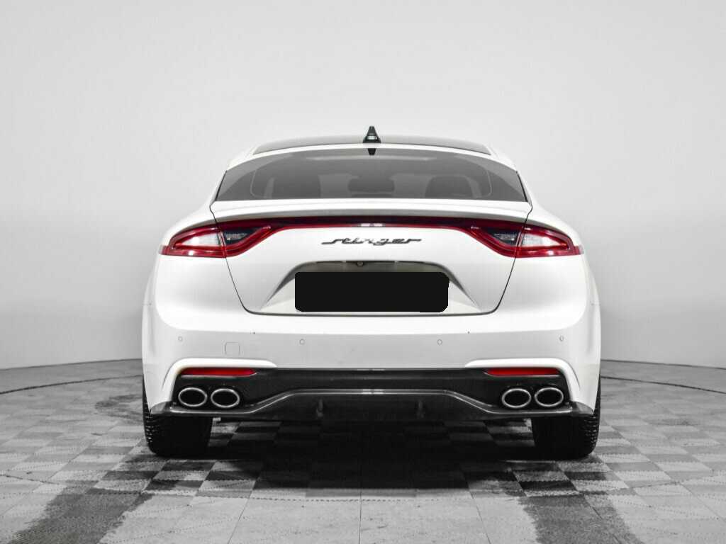 Kia Stinger 2018 года с пробегом. Фото: #4