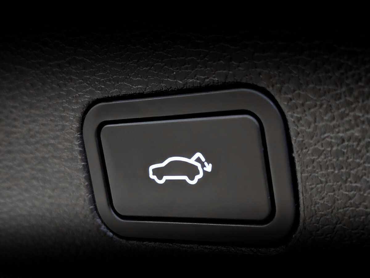 Geely Tugella 2023 года с пробегом. Фото: #26