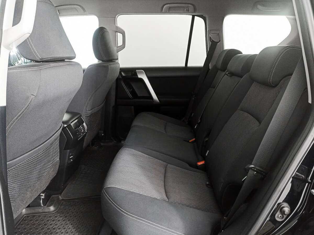 Toyota Land Cruiser Prado 2015 года с пробегом. Фото: #7
