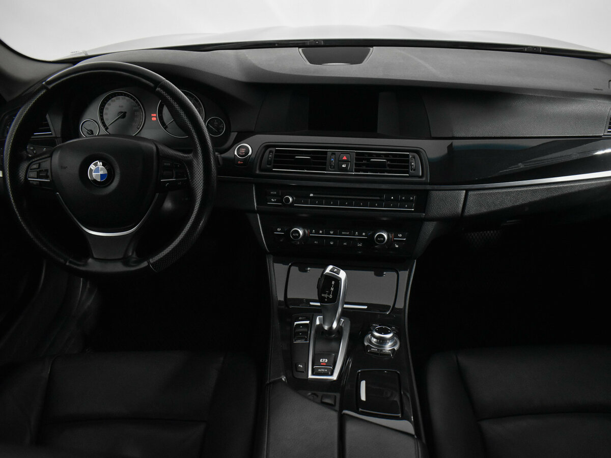 BMW 5 серии 2013 года с пробегом. Фото: #11