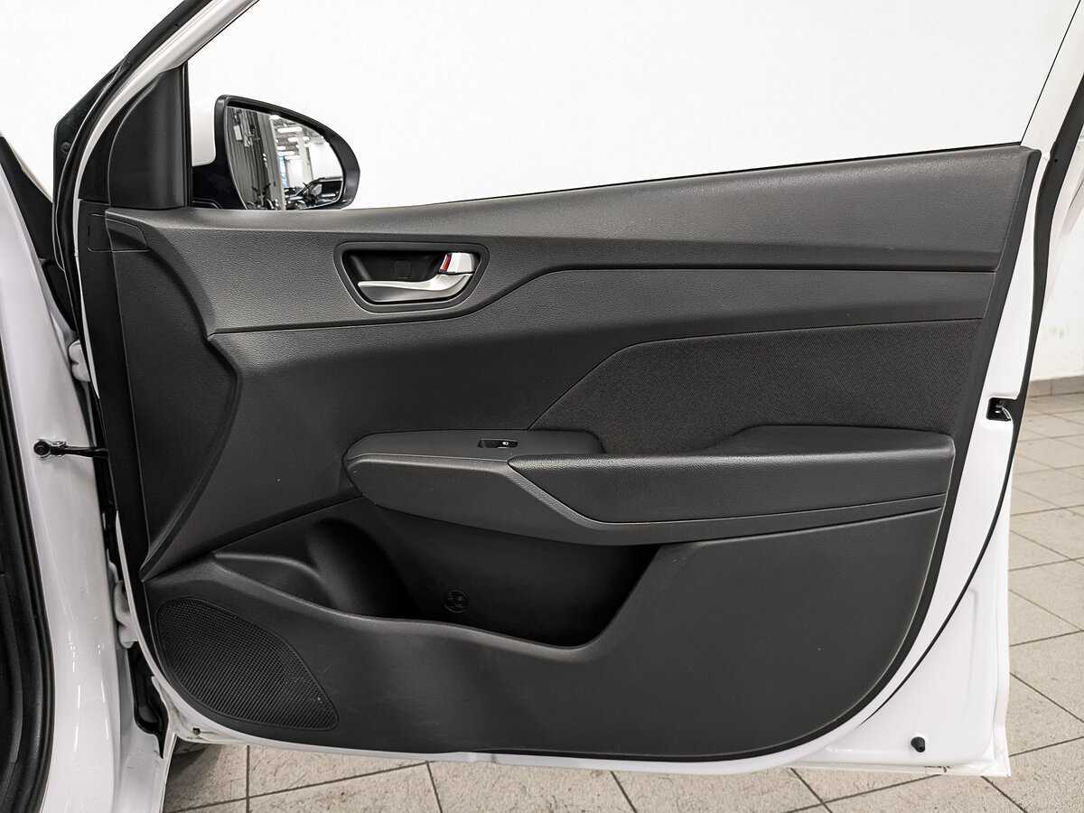 Hyundai Solaris 2021 года с пробегом. Фото: #22