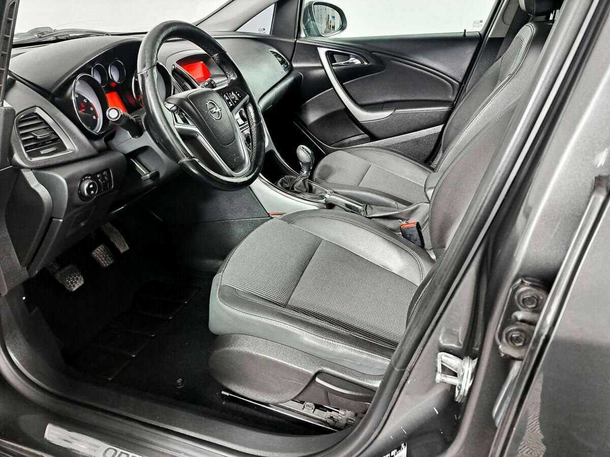 Opel Astra 2011 года с пробегом. Фото: #15