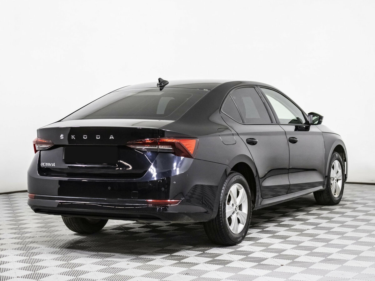 Skoda Octavia 2020 года с пробегом. Фото: #3