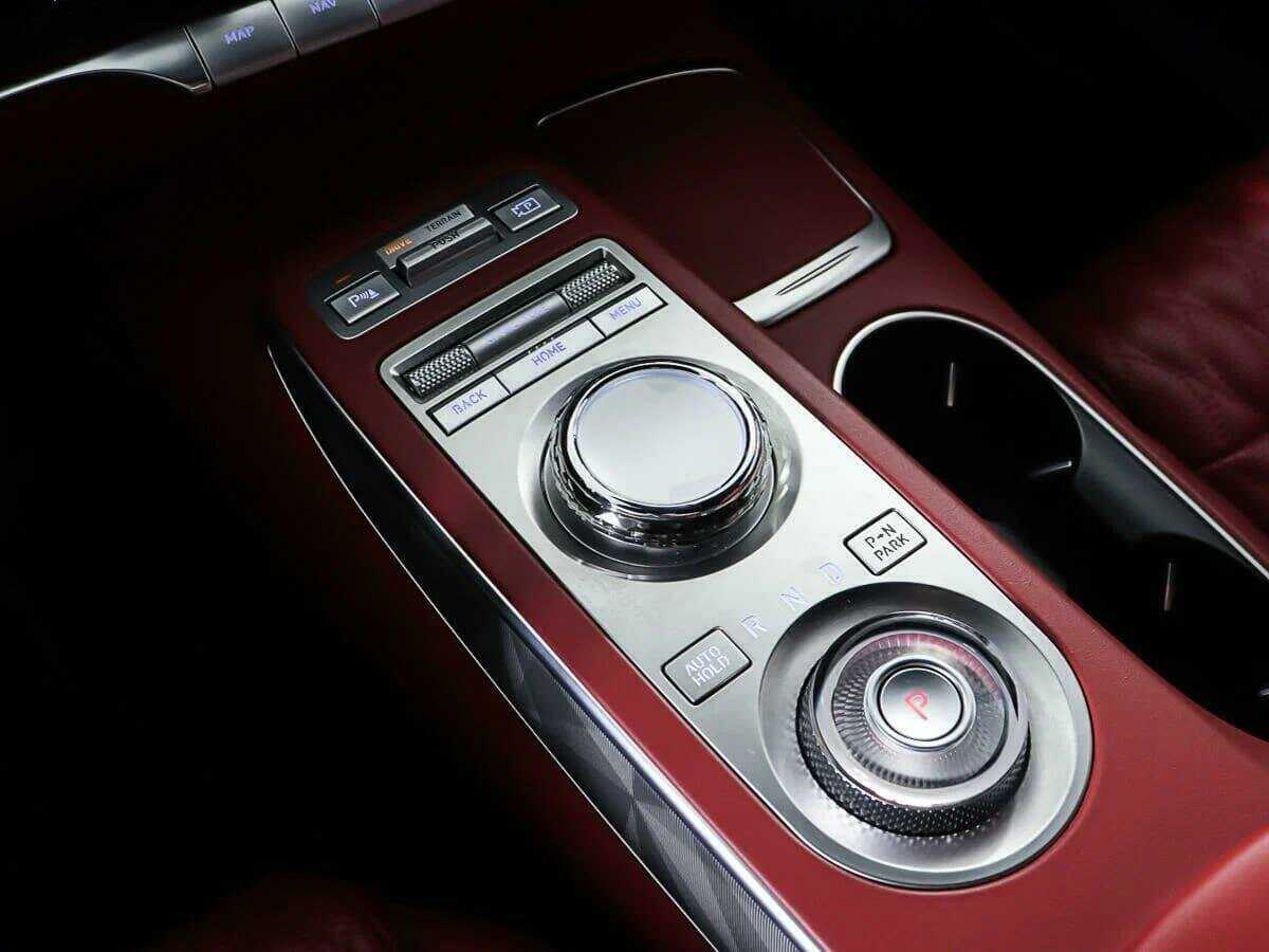 Genesis GV70 2021 года с пробегом. Фото: #15
