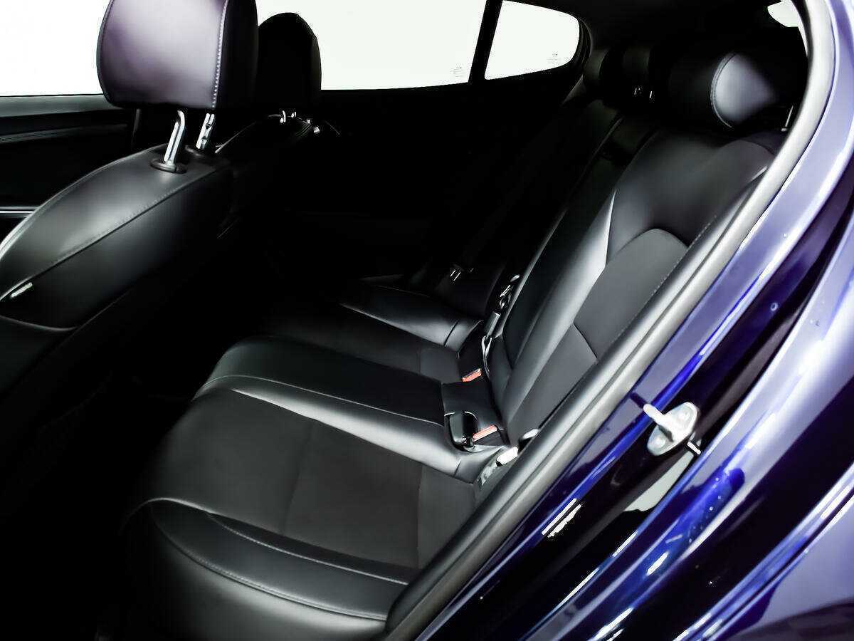 Kia Stinger 2018 года с пробегом. Фото: #11