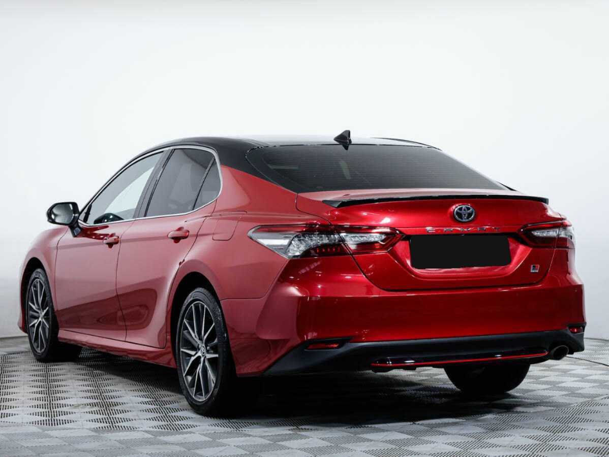 Toyota Camry 2021 года с пробегом. Фото: #5