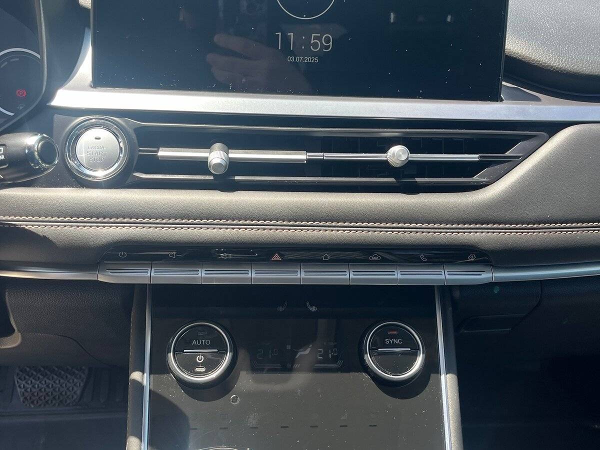 Chery Tiggo 8 2024 года с пробегом. Фото: #17