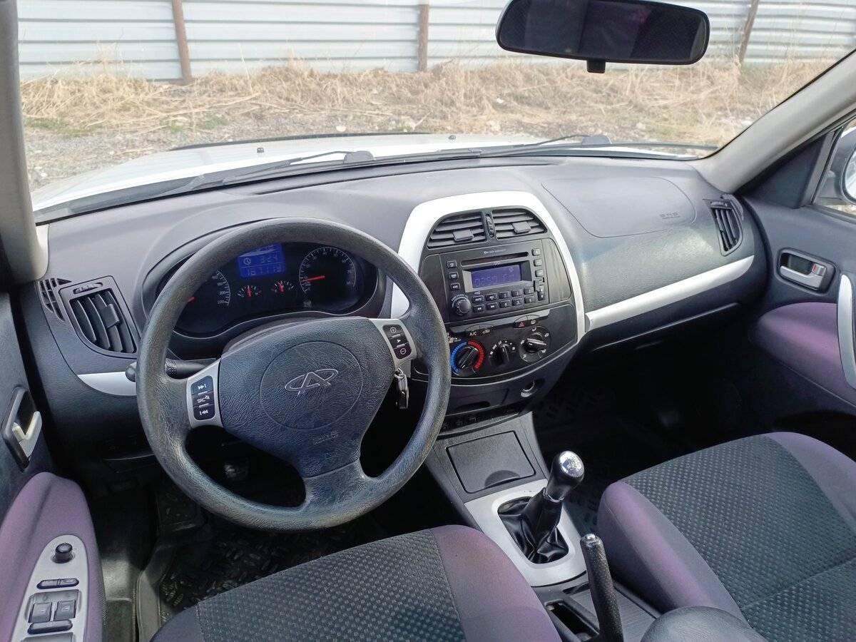 Chery Tiggo (T11) 2013 года с пробегом. Фото: #8