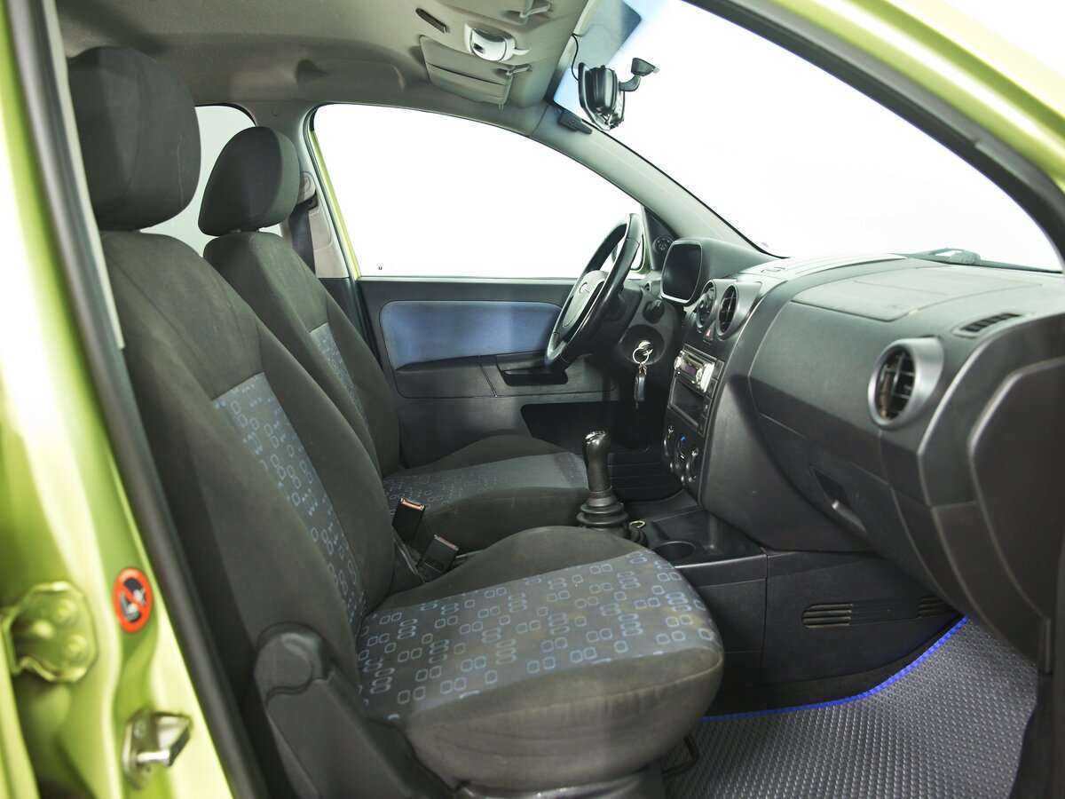 Ford Fusion 2005 года с пробегом. Фото: #10