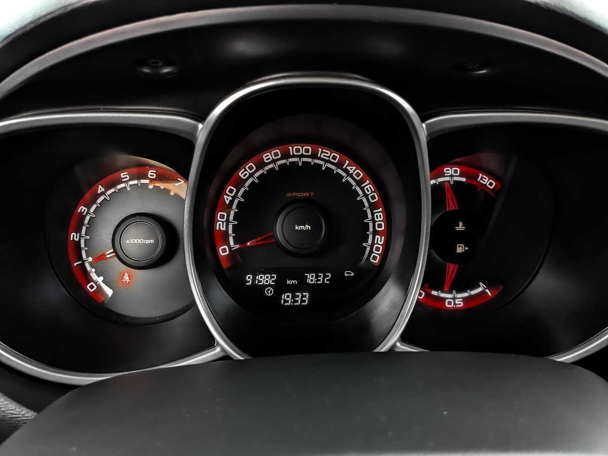 Lada (ВАЗ) Vesta 2019 года с пробегом. Фото: #11