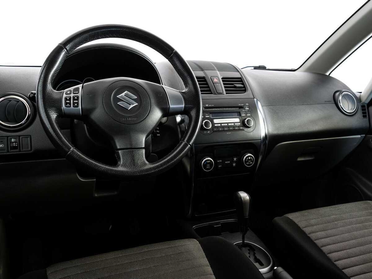 Suzuki SX4 2011 года с пробегом. Фото: #8