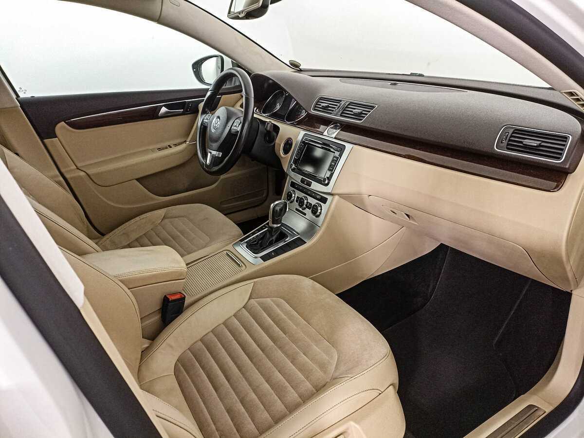 Volkswagen Passat 2011 года с пробегом. Фото: #8