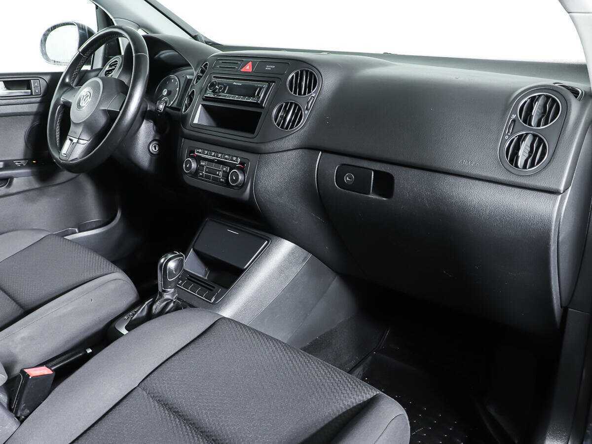 Volkswagen Golf Plus 2011 года с пробегом. Фото: #7