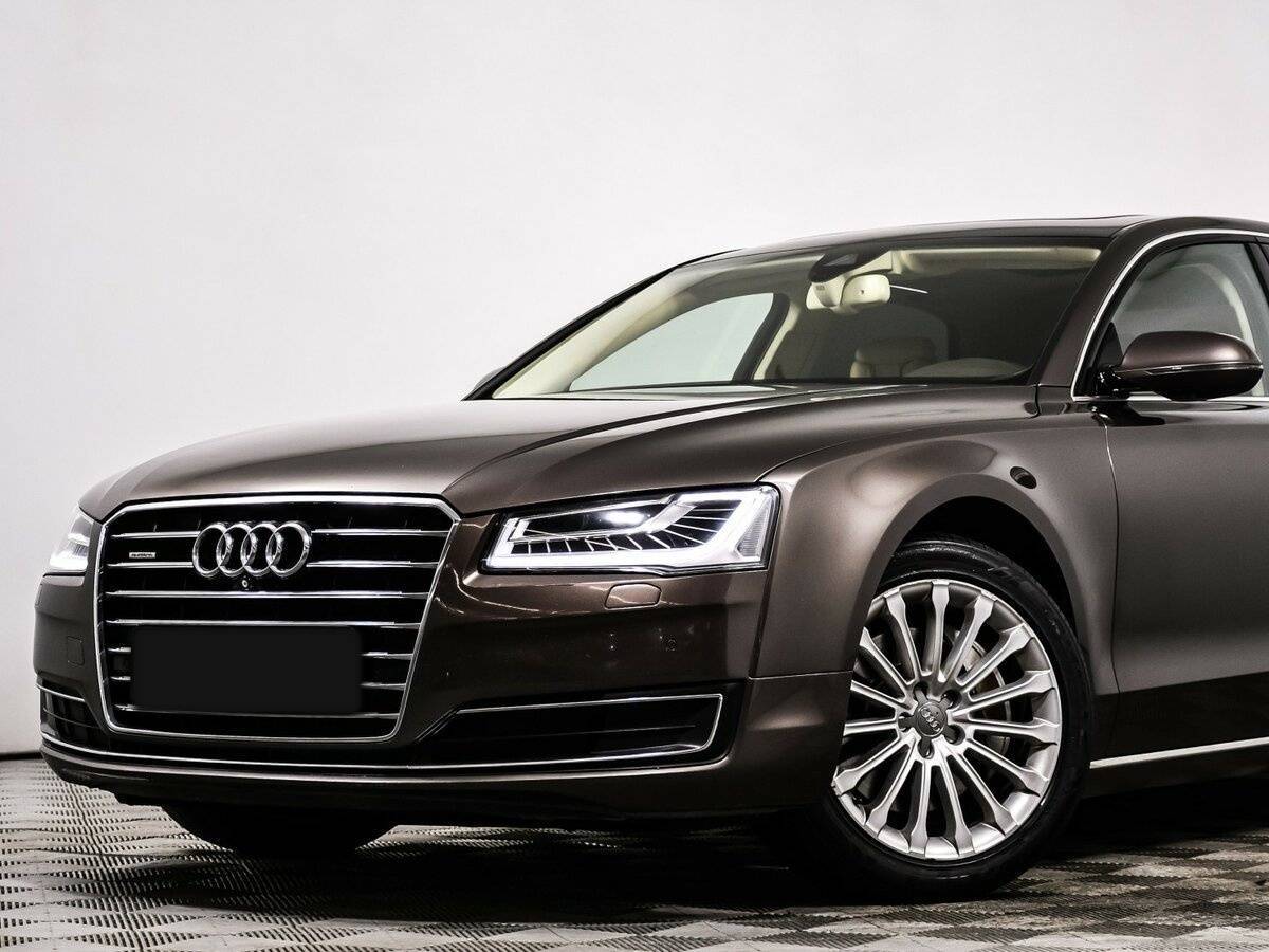 Audi A8 2015 года с пробегом. Фото: #14