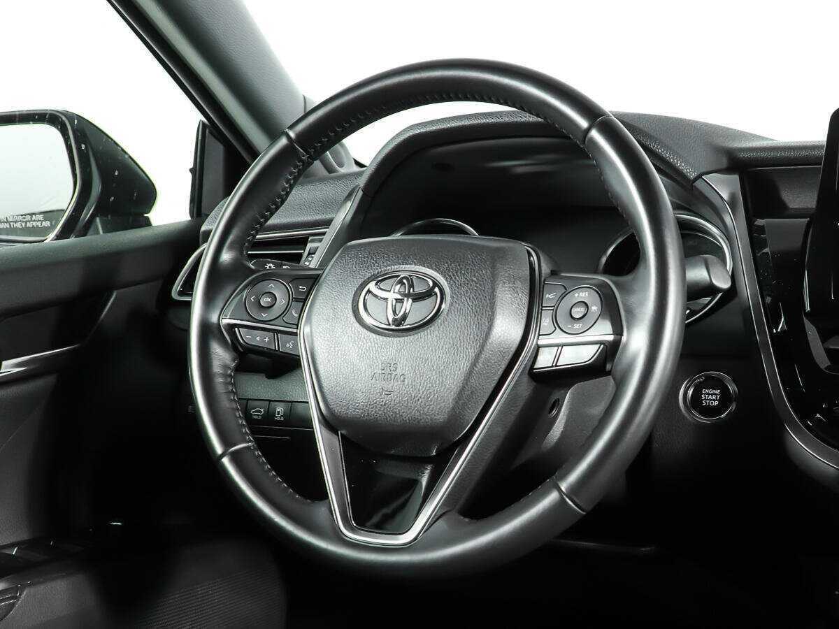 Toyota Camry 2022 года с пробегом. Фото: #13