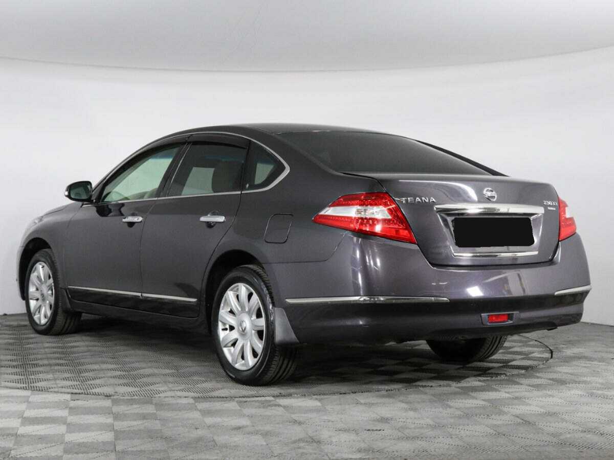 Nissan Teana 2010 года с пробегом. Фото: #6