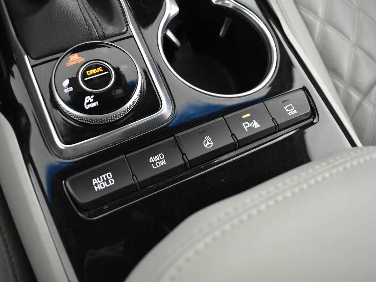 Kia Mohave 2019 года с пробегом. Фото: #19