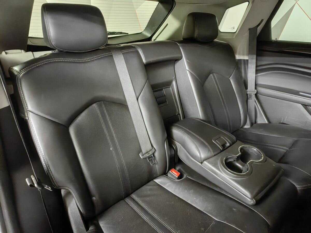 Cadillac SRX 2014 года с пробегом. Фото: #12