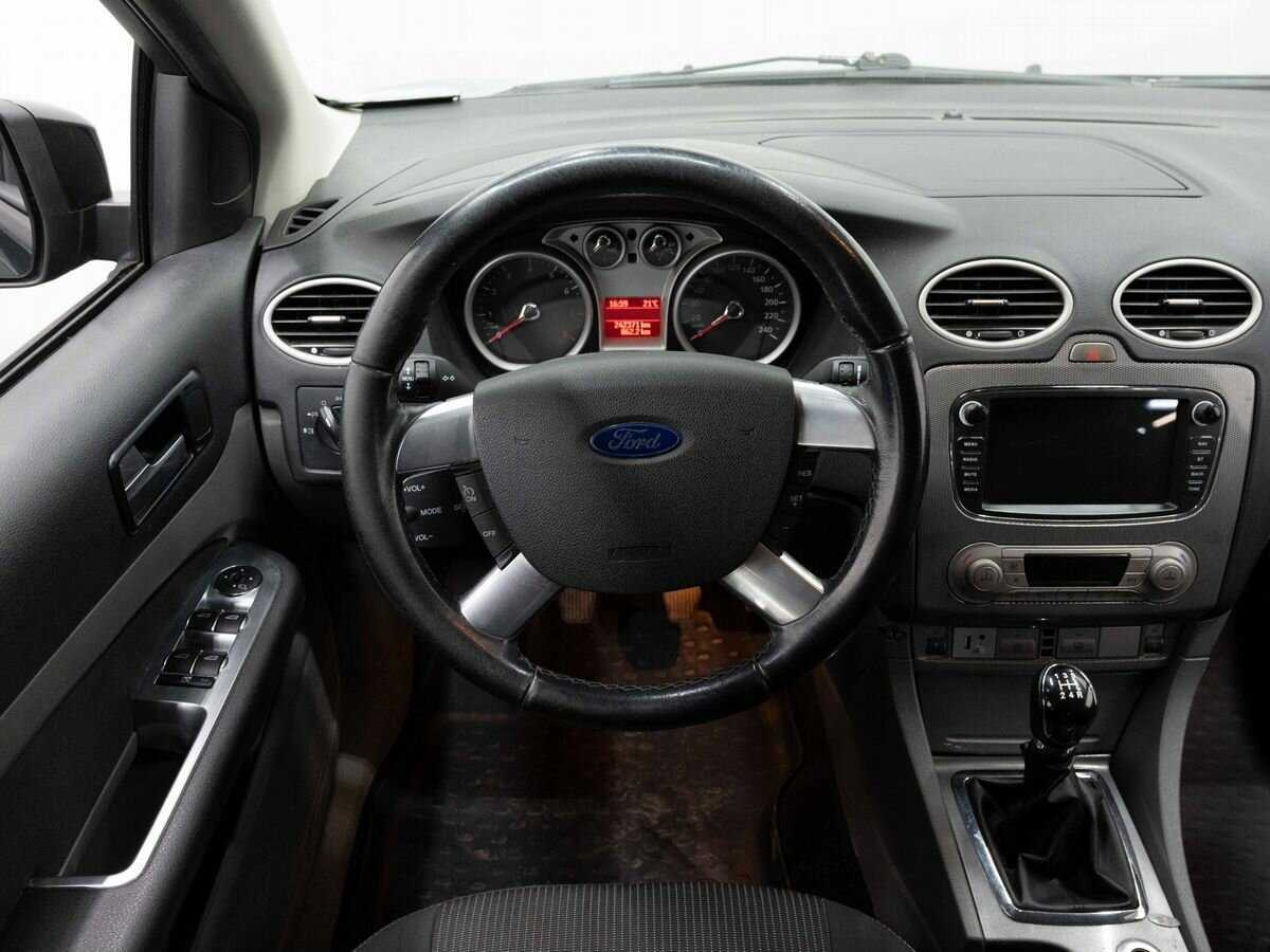 Ford Focus 2010 года с пробегом. Фото: #13