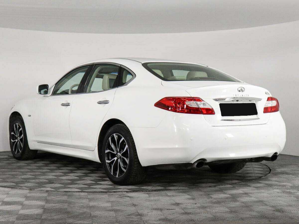 Infiniti M 2011 года с пробегом. Фото: #6