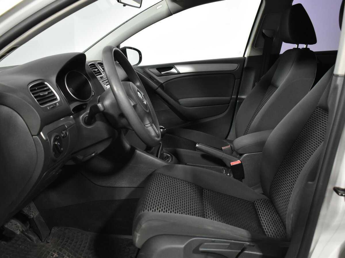 Volkswagen Golf 2012 года с пробегом. Фото: #17