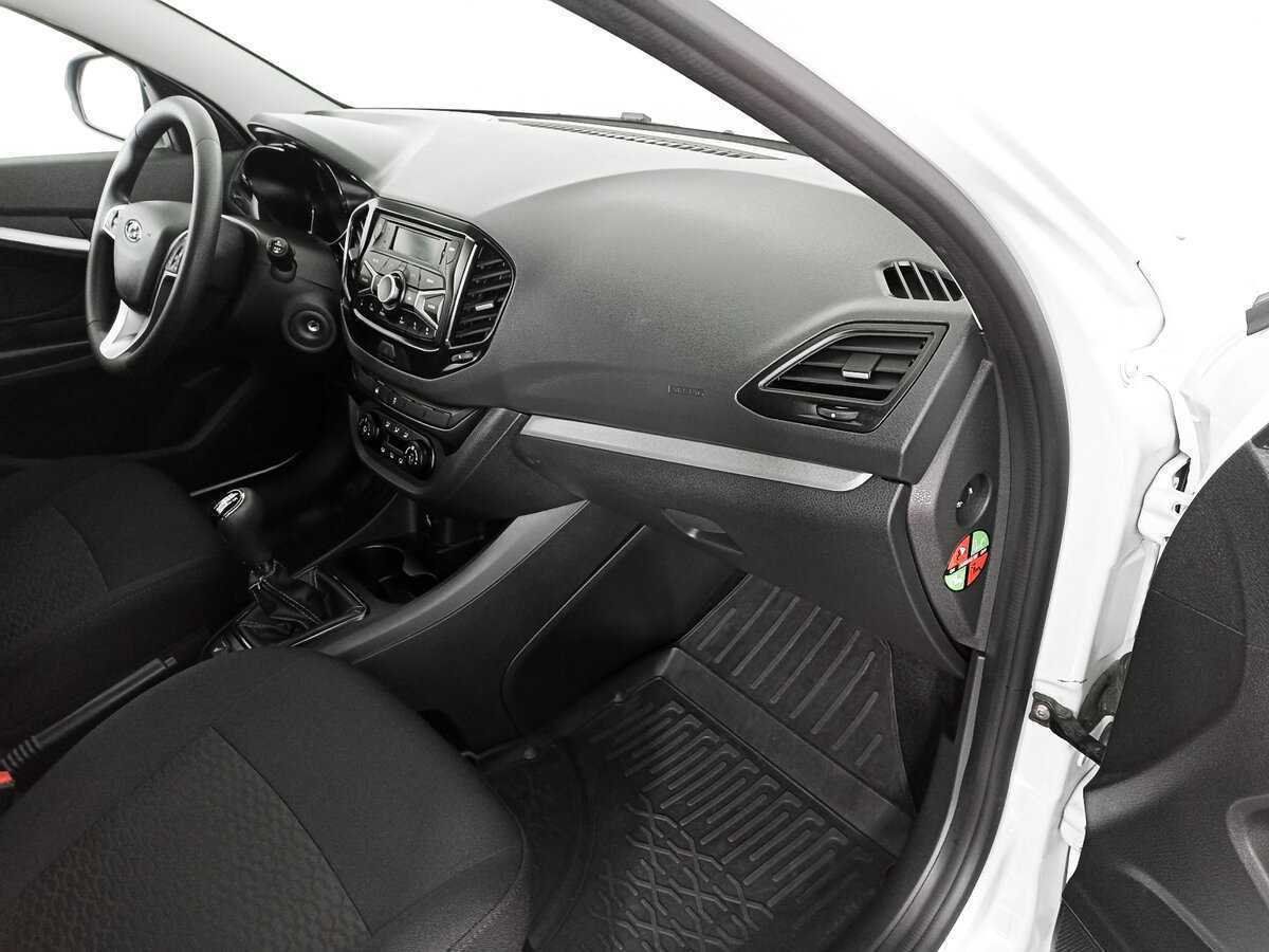 Lada (ВАЗ) Vesta 2021 года с пробегом. Фото: #6