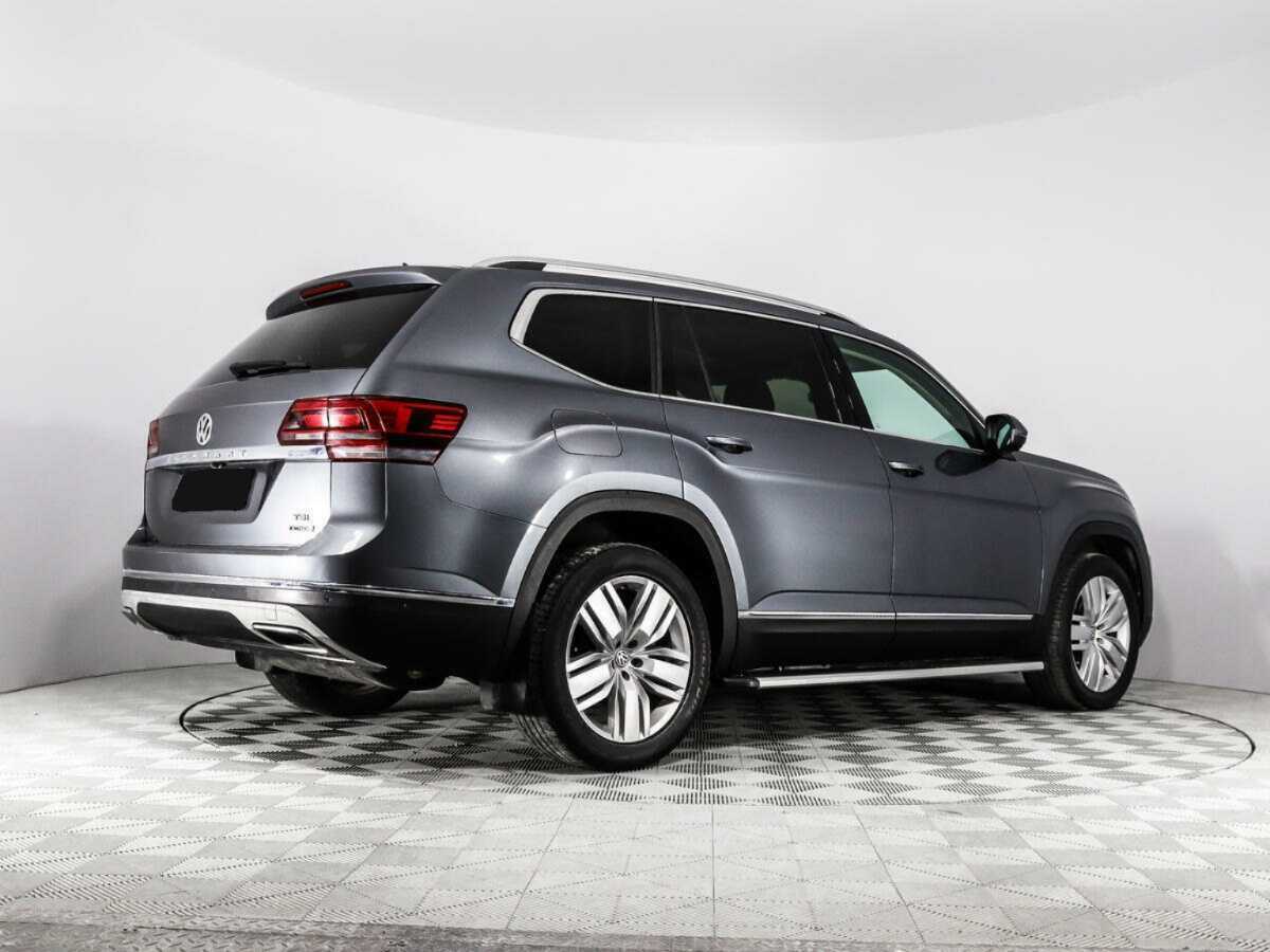Volkswagen Teramont 2018 года с пробегом. Фото: #4