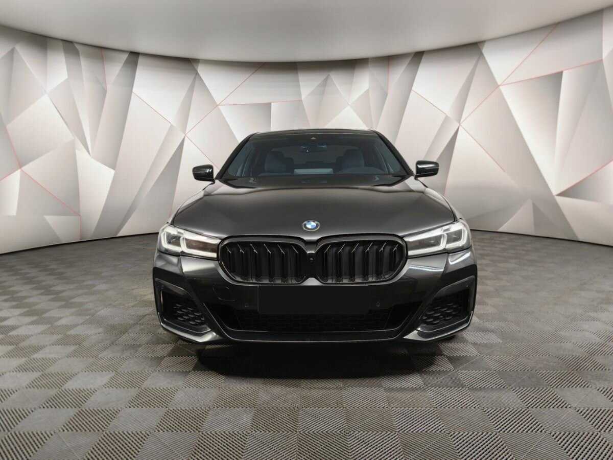 BMW 5 серии 2021 года с пробегом. Фото: #6