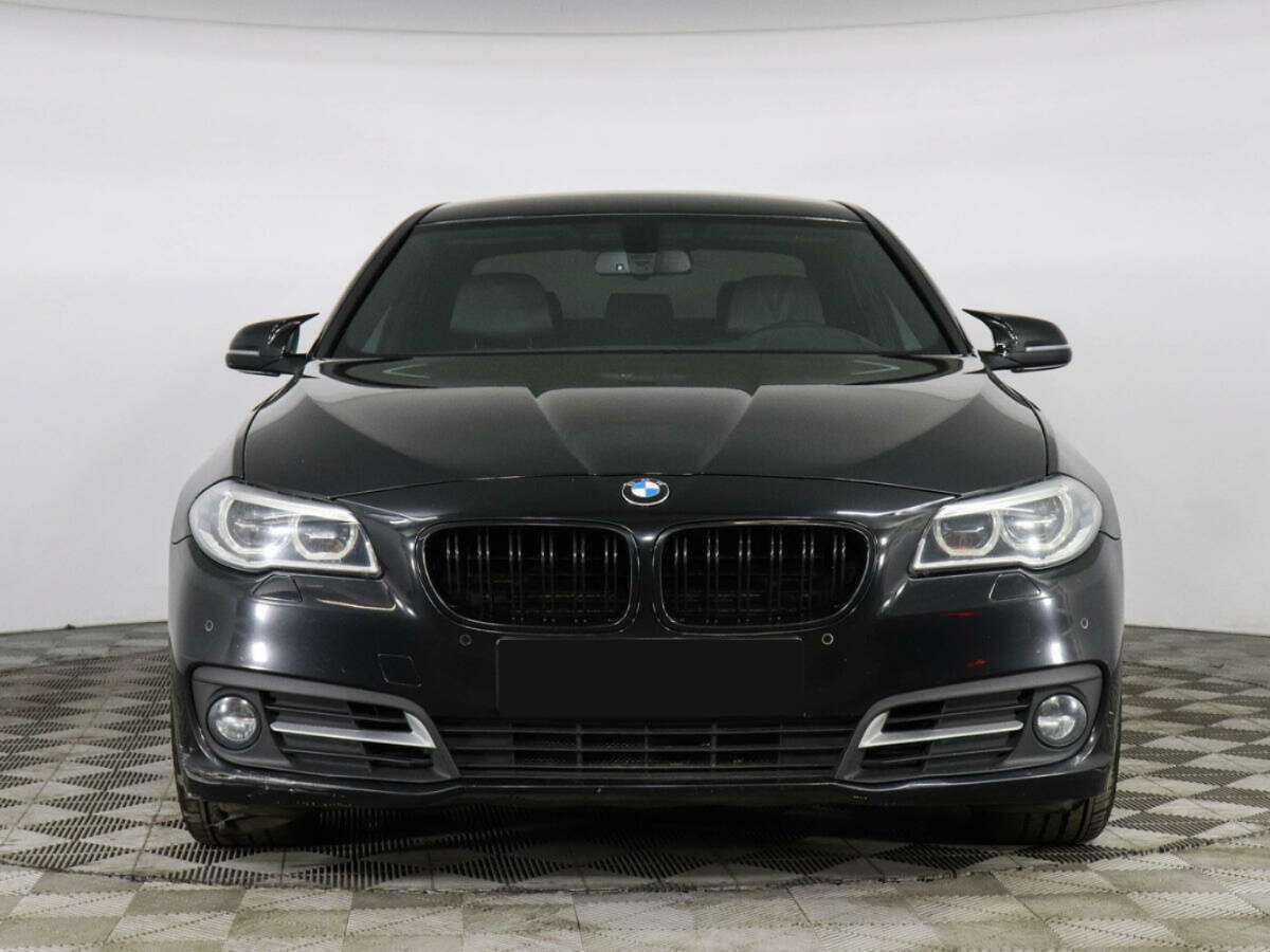 BMW 5 серии 2016 года с пробегом. Фото: #2