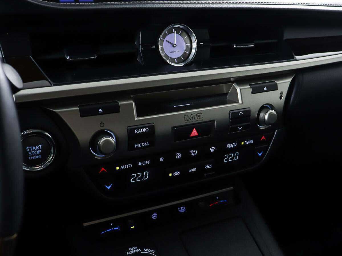 Lexus ES 2013 года с пробегом. Фото: #18