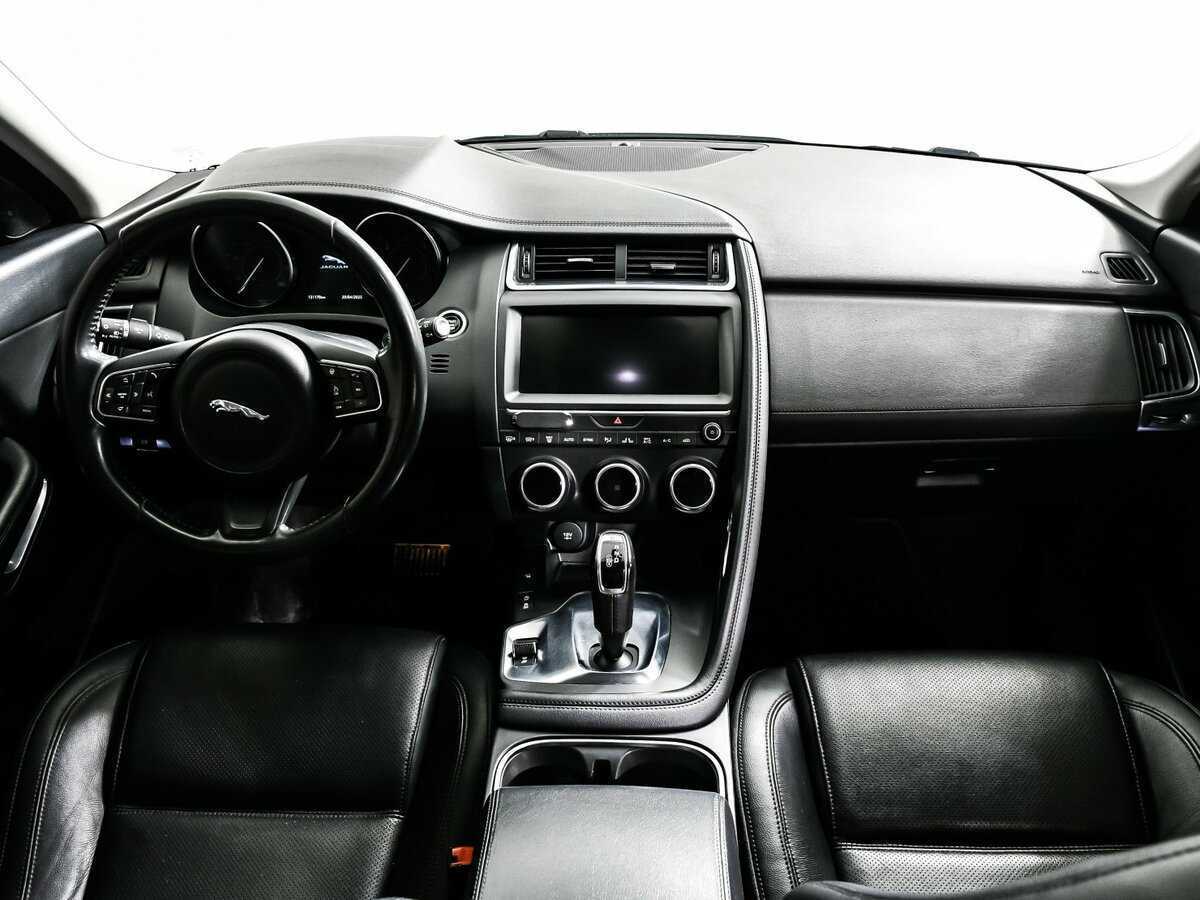 Jaguar E-Pace 2018 года с пробегом. Фото: #10