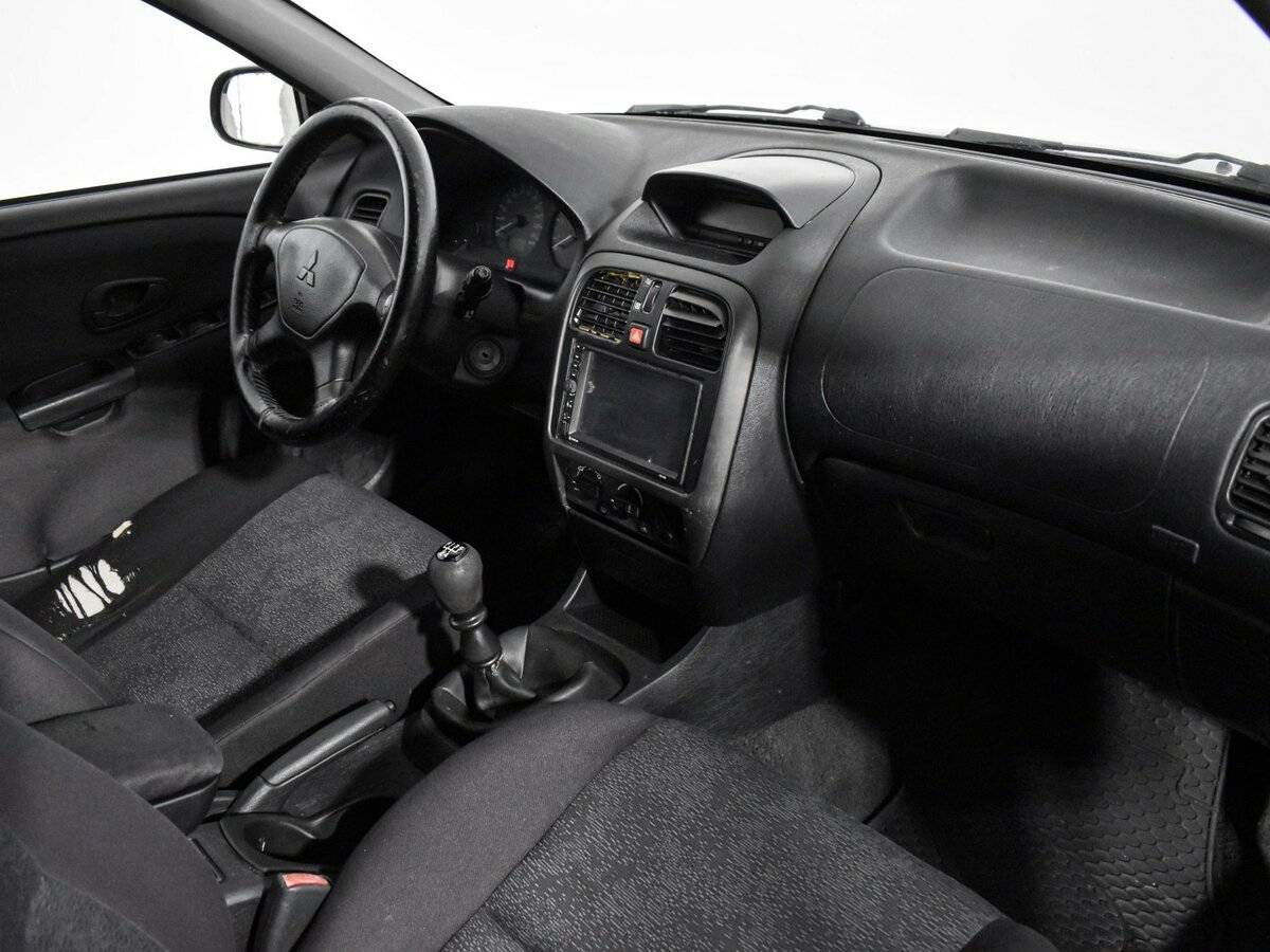 Mitsubishi Carisma 2003 года с пробегом. Фото: #10