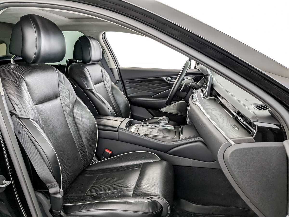 Kia K900 2019 года с пробегом. Фото: #24