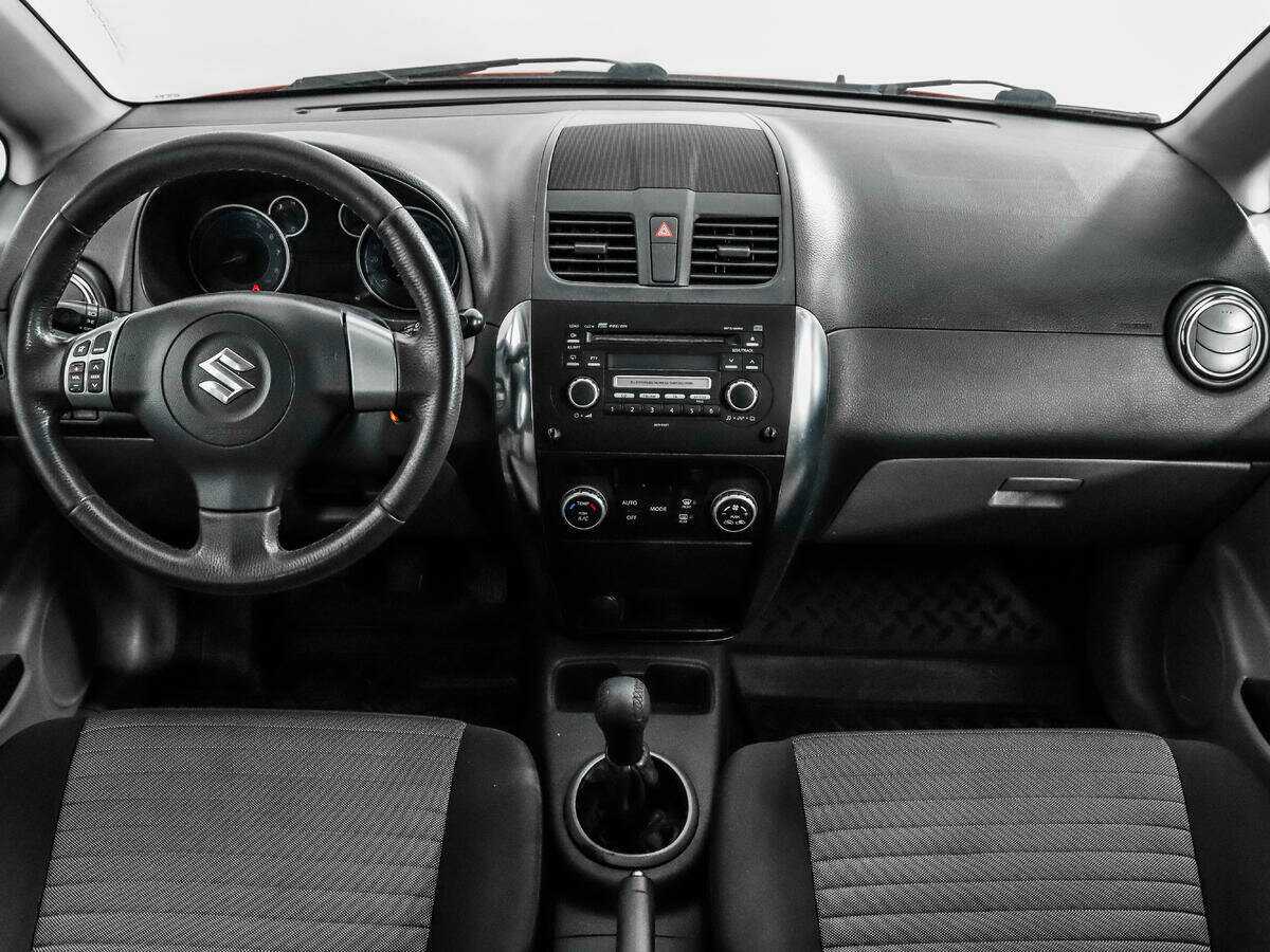 Suzuki SX4 2010 года с пробегом. Фото: #12