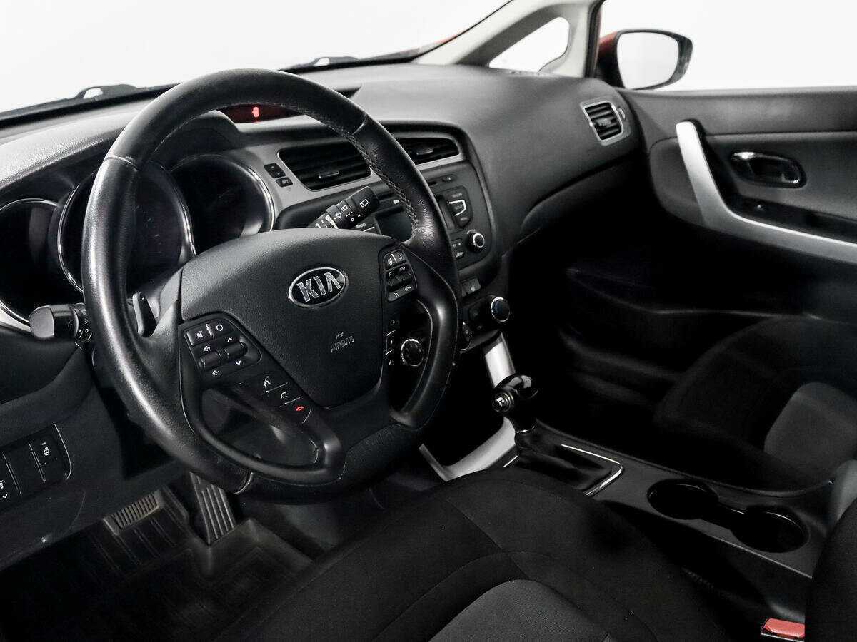 Kia Ceed 2014 года с пробегом. Фото: #8