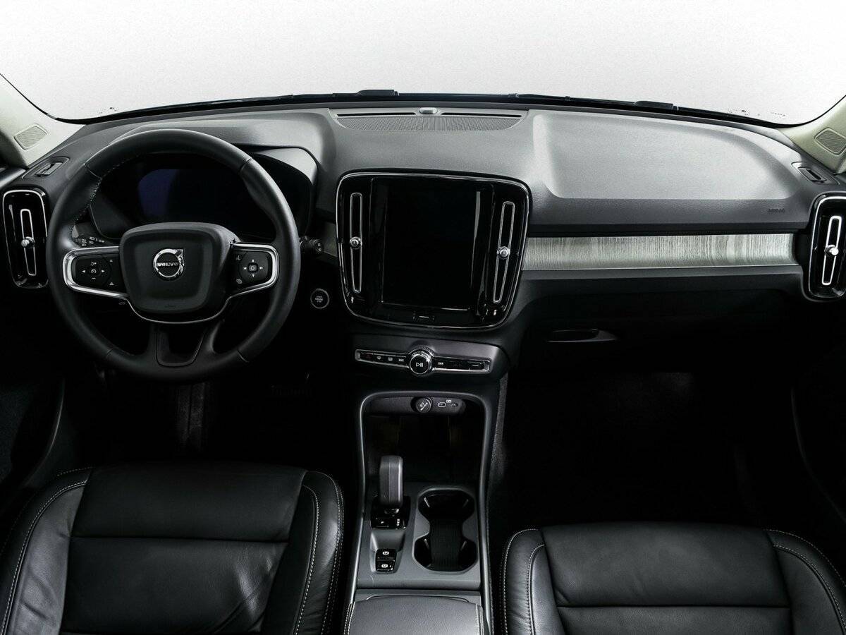 Volvo XC40 2023 года с пробегом. Фото: #10