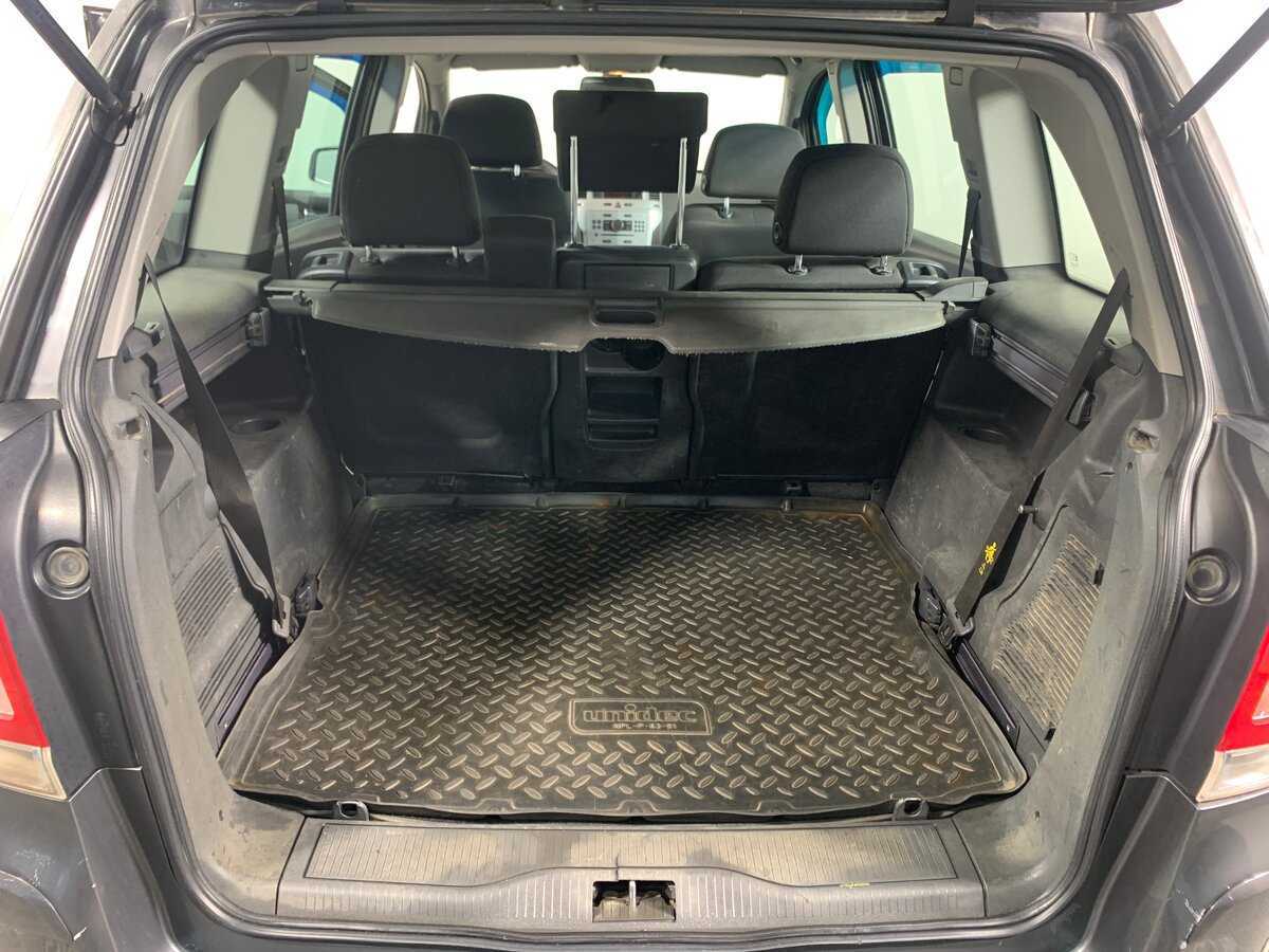 Opel Zafira 2010 года с пробегом. Фото: #18