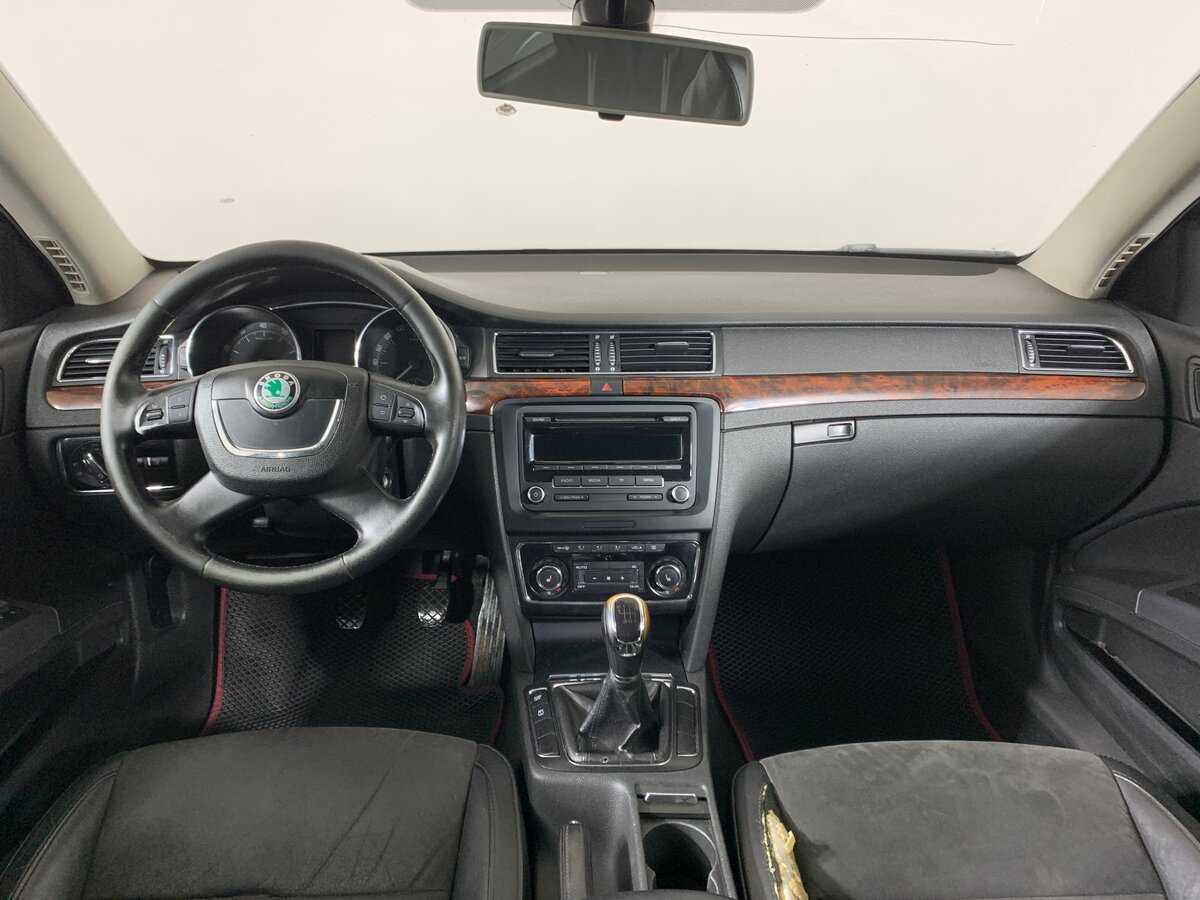 Skoda Superb 2009 года с пробегом. Фото: #12