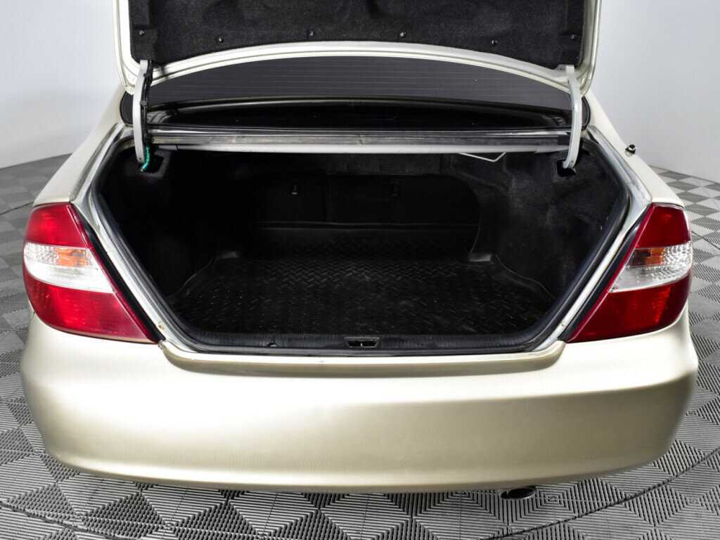 Toyota Camry 2004 года с пробегом. Фото: #13