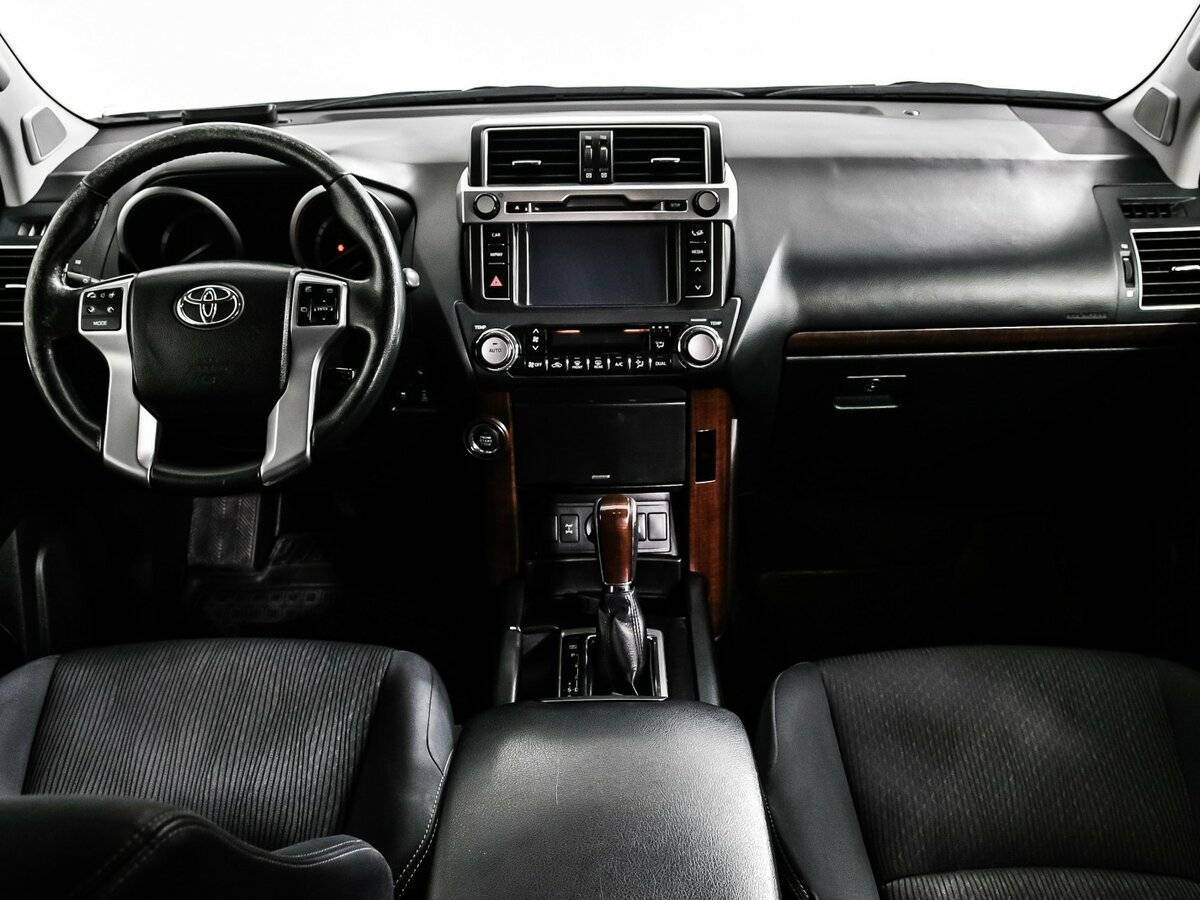Toyota Land Cruiser Prado 2016 года с пробегом. Фото: #10