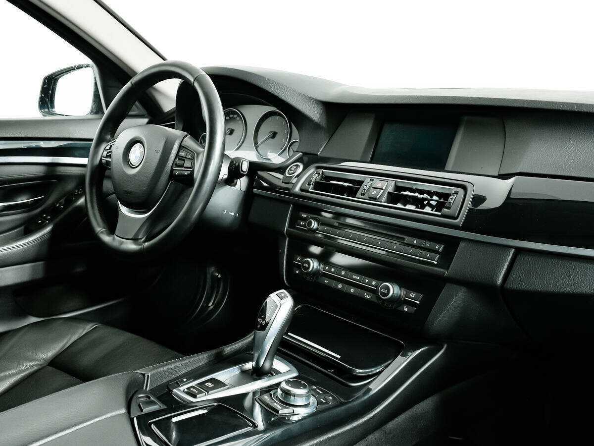 BMW 5 серии 2010 года с пробегом. Фото: #8