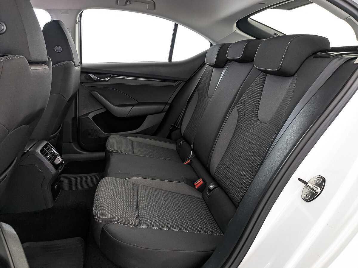 Skoda Octavia 2021 года с пробегом. Фото: #17