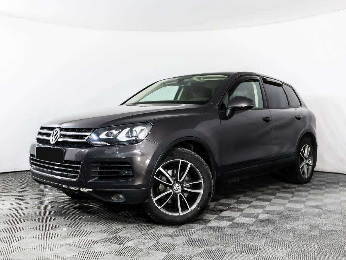 Volkswagen Touareg 2011 года с пробегом. Посмотреть фото