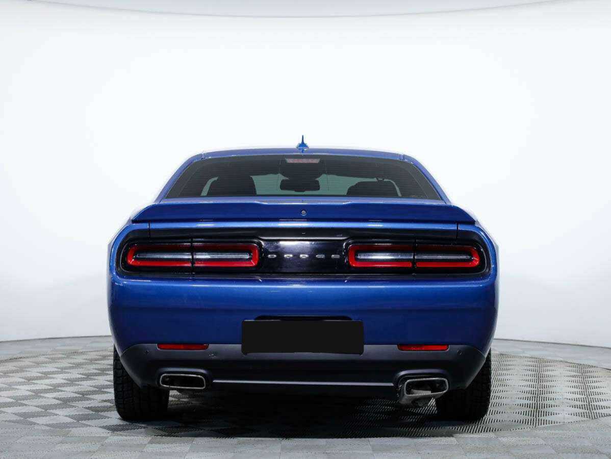 Dodge Challenger 2020 года с пробегом. Фото: #4