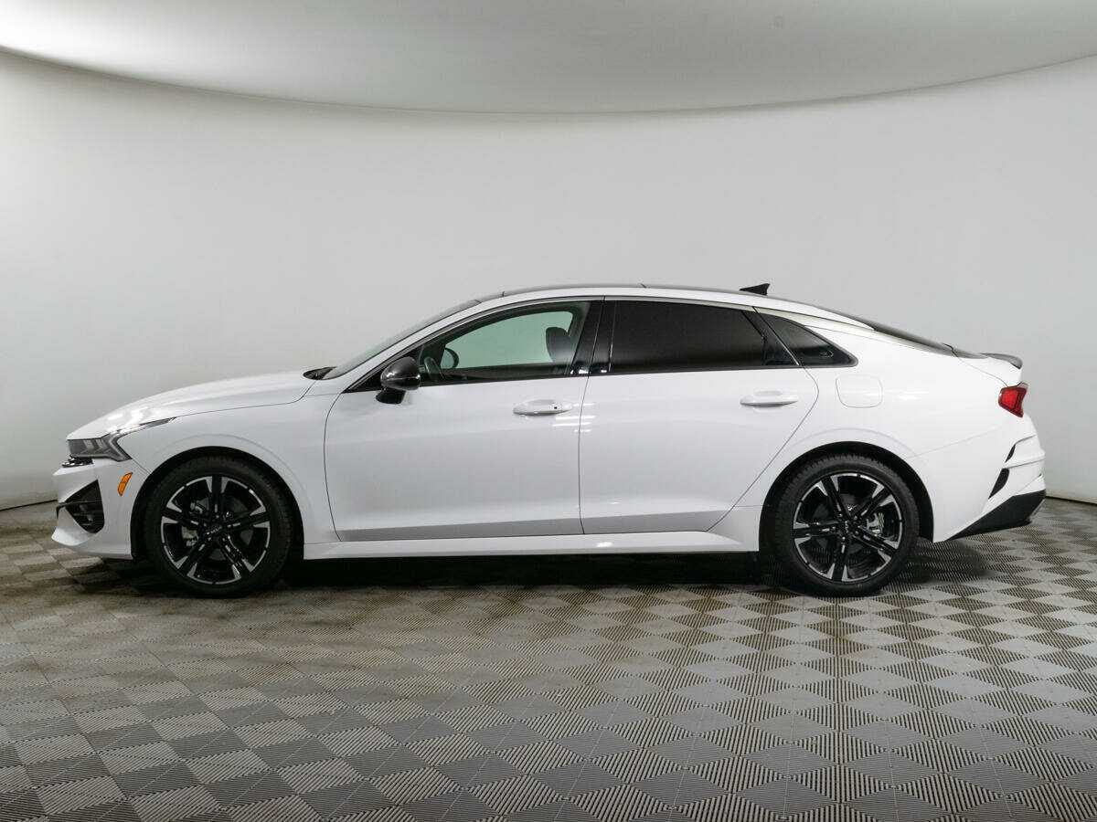 Kia K5 2023 года с пробегом. Фото: #7