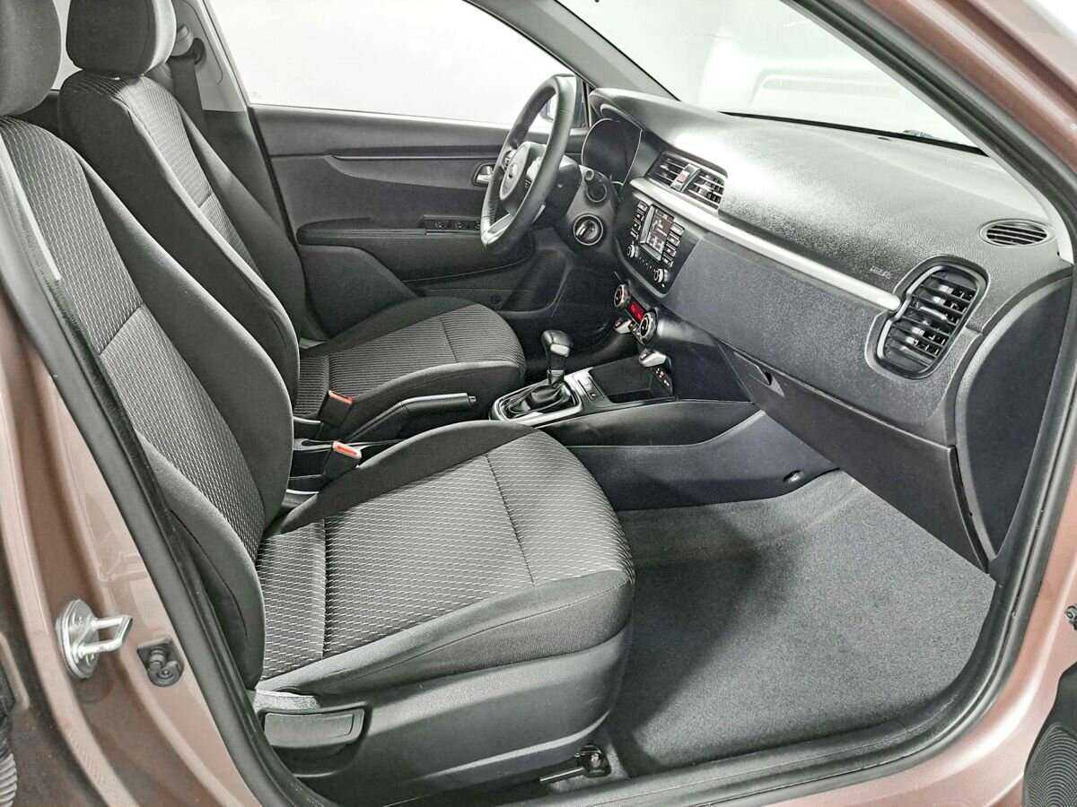 Kia Rio 2019 года с пробегом. Фото: #10