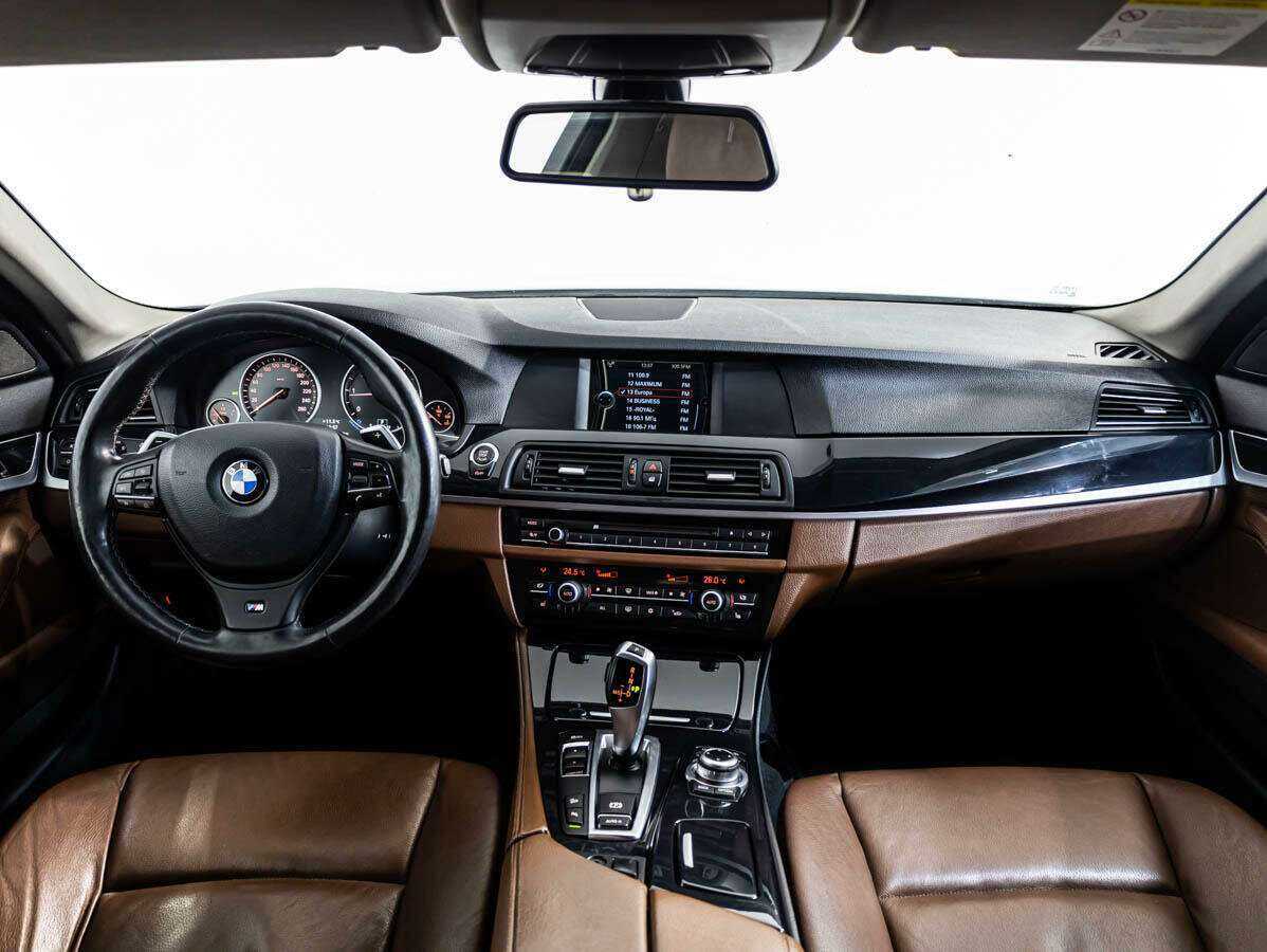 BMW 5 серии 2012 года с пробегом. Фото: #8